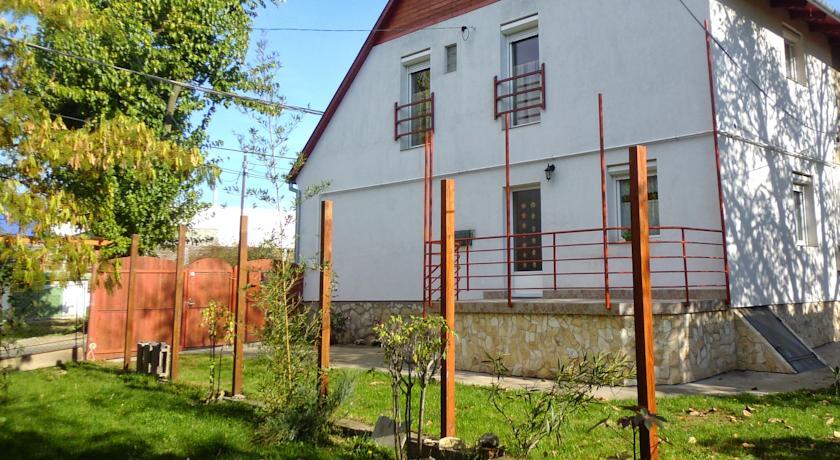 Гостевой дом Budai Vám Apartmanház