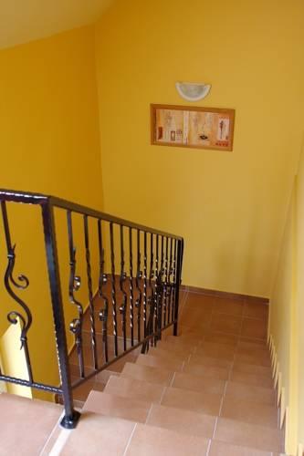 Гостевой дом Kondics Apartmanház