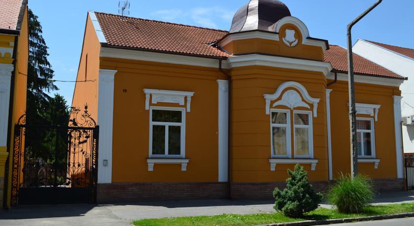 Апартаменты Bata Apartman