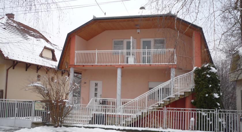 Апартаменты Mariann Apartmanház