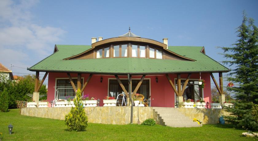 Апартаменты Zita Apartmanház