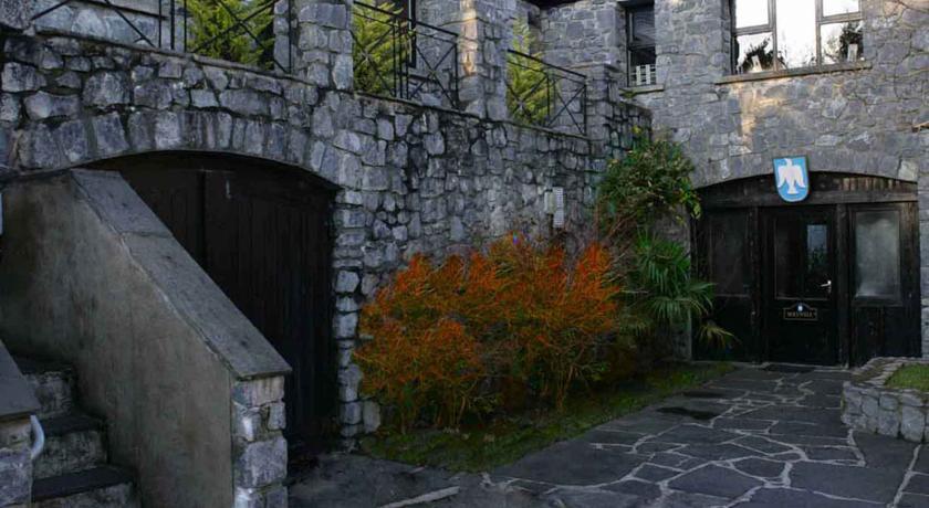 Отель The Waters Country House