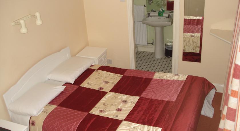 Гостевой дом St. George Guest House