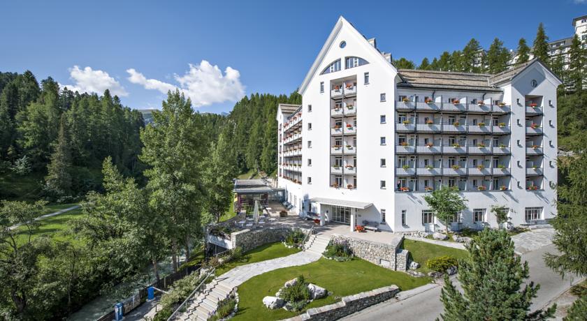 Отель Hotel Schweizerhof