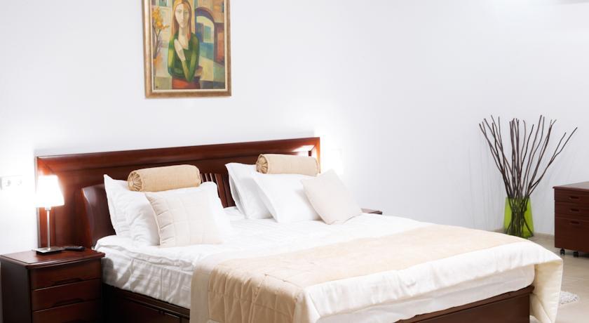 Апартаменты M&M Aparthotel
