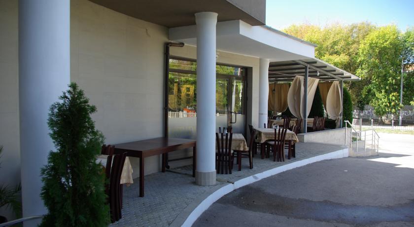 Отель Eos Hotel