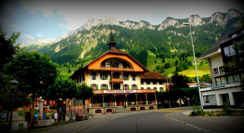 Отель Hotel Swiss Spirit