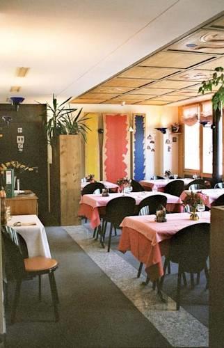 Отель Sporthotel Maloja