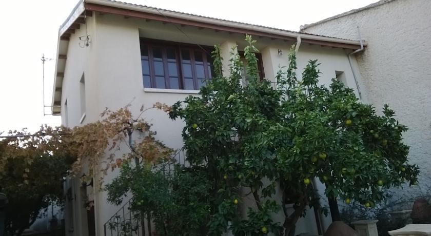 Отель Orange Tree House