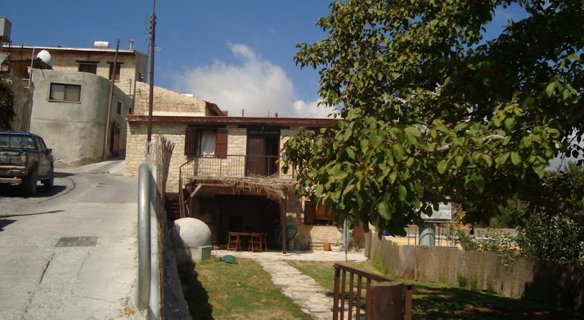 Отель Froso's House