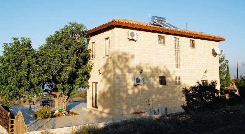 Lampis Villa