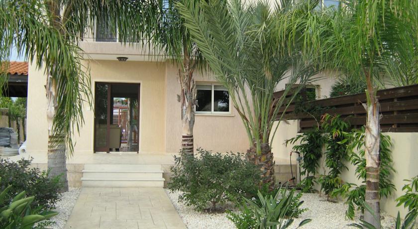 Вилла Avgi House