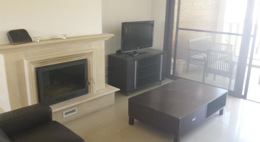 Апартаменты Four Seasons Apartments