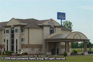 Отель Holiday Inn Express Hotel & Suites BUCYRUS