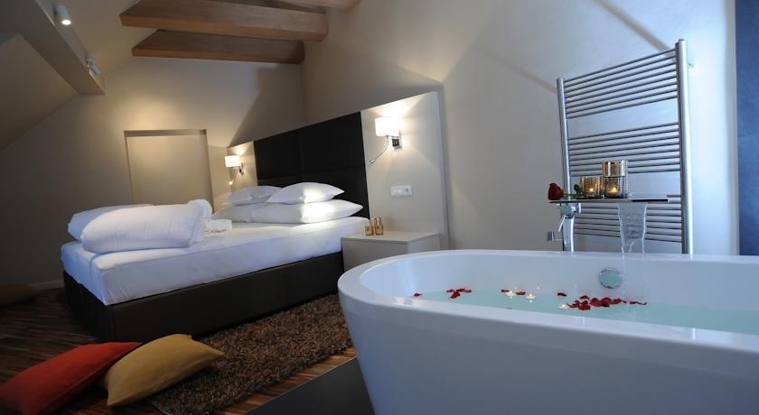 Отель Hotel Premier