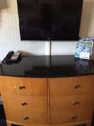 Отель America's Best Inn Brattleboro