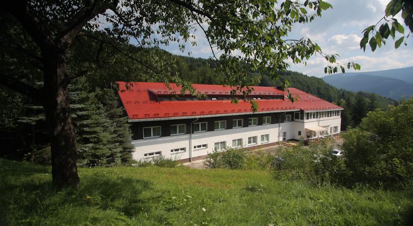 Отель Horský hotel Lipový