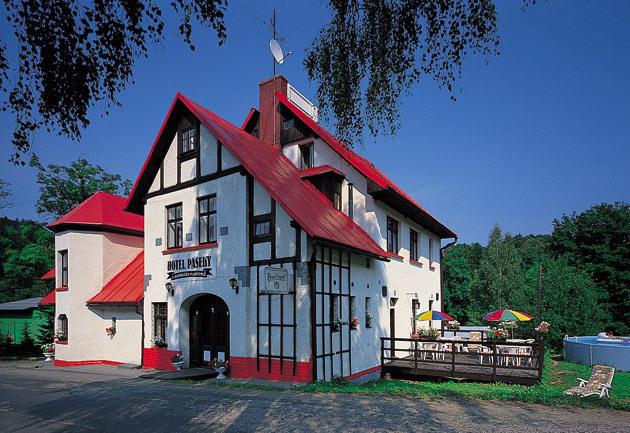 Отель Hotel Paseky