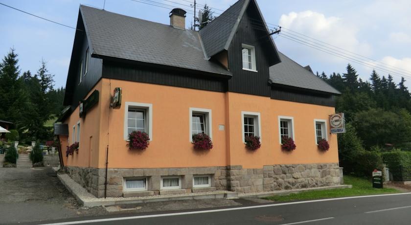 Гостевой дом Penzion a restaurace U Bendů