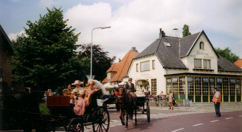 Отель Hotel Bellevue