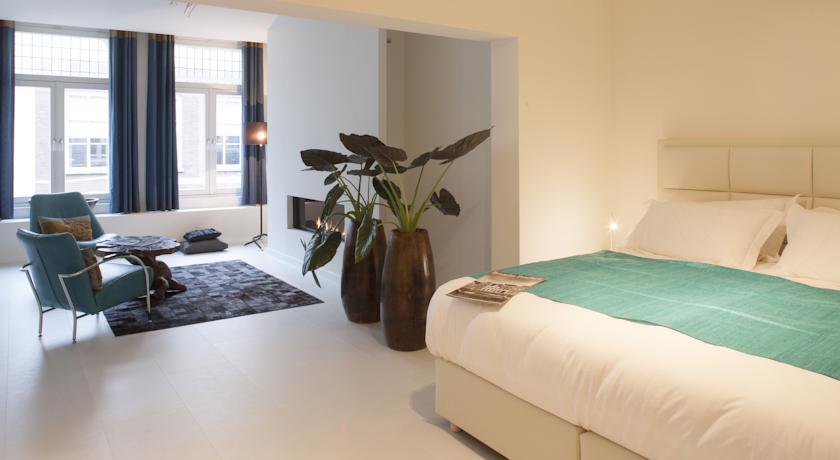 Отель Bossche Suites