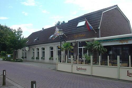 Отель Hotel Restaurant Cafe Houben