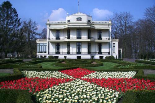 Отель Best Western Premier Kasteel De Vanenburg