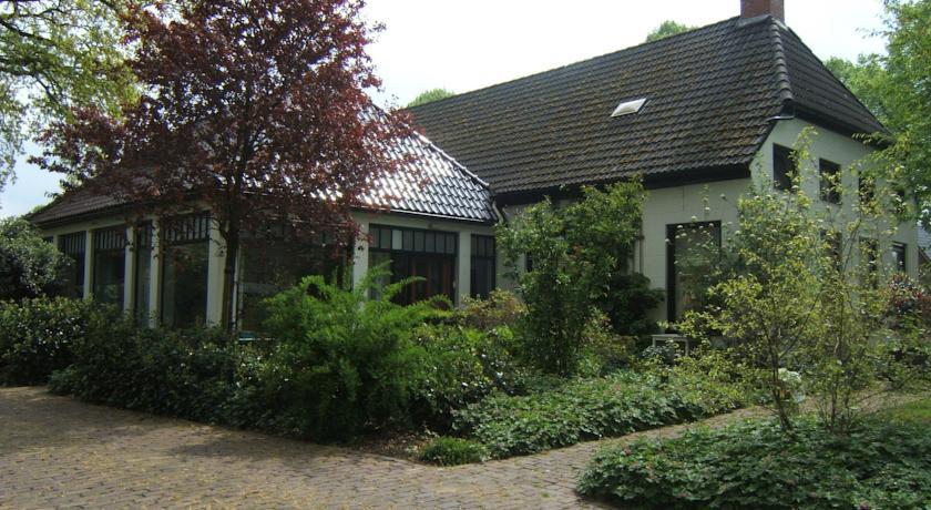 Мини-отель B&B"De Hassehof"
