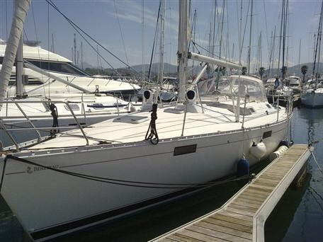 Sailing Boat Oceanis 39 Yacht charter