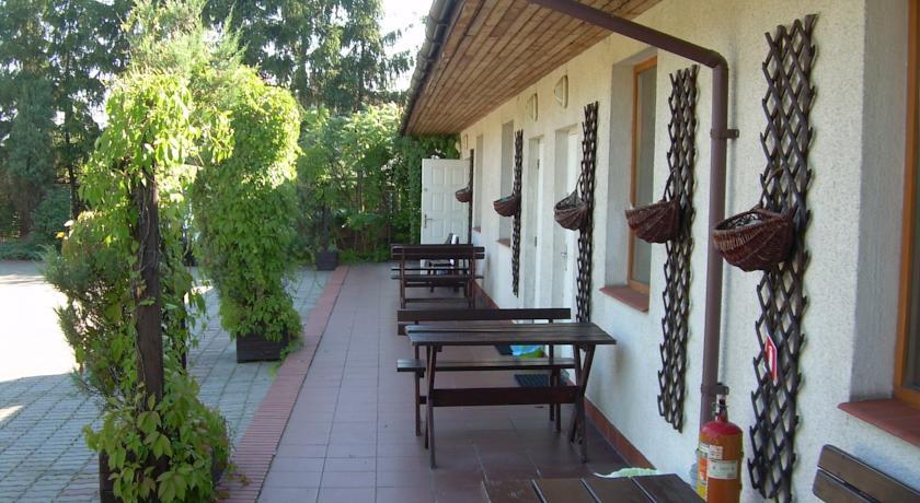 Отель Motel Lubańscy