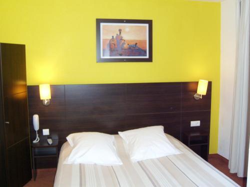 Отель Hotel Balladins Melun-Savigny Le Temple