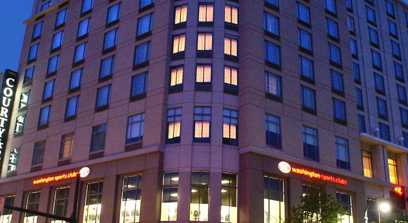 Отель Courtyard Silver Spring Downtown