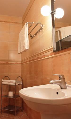 Отель Hotel Diadem