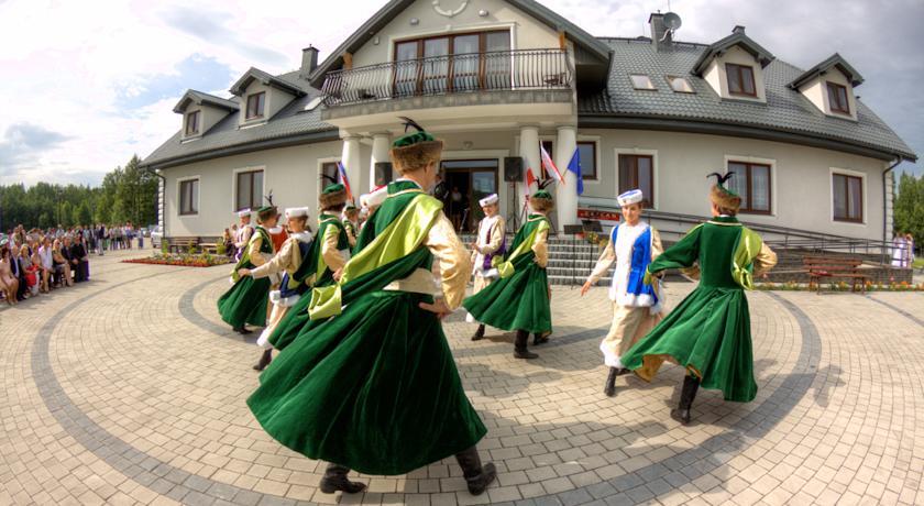 Отель Dwór Nad Bugiem