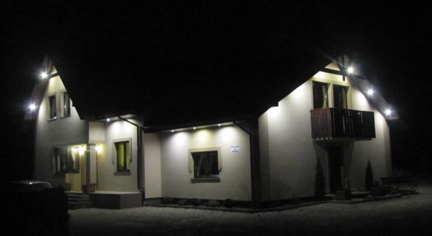Отель Noclegi Atmosfera