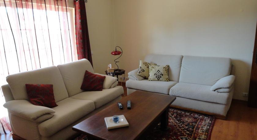 Апартаменты Girassol House