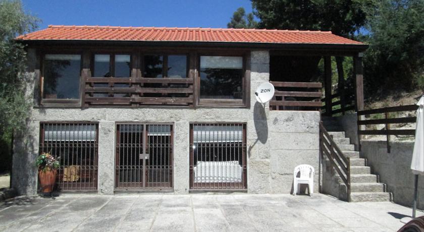 Отель Casa das Eirinhas