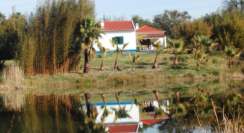 Апартаменты Holiday Homes in Zambujeira do Mar