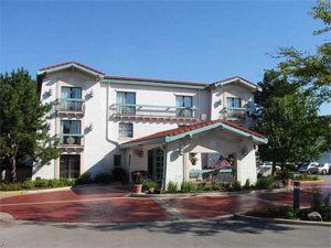 Отель La Quinta Chicago Oakbrook Terrace