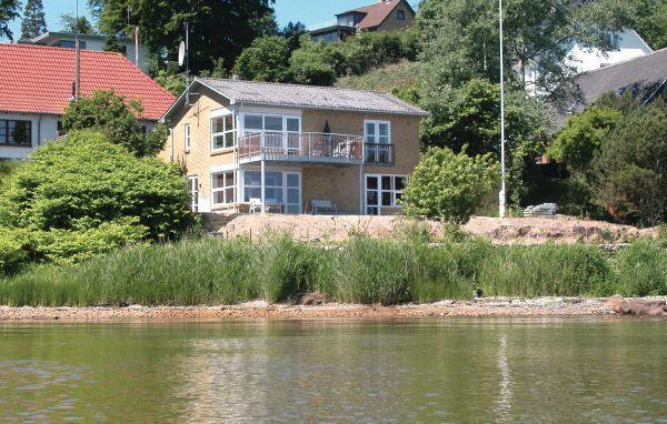 Апартаменты Holiday home Højskolevej Kruså III