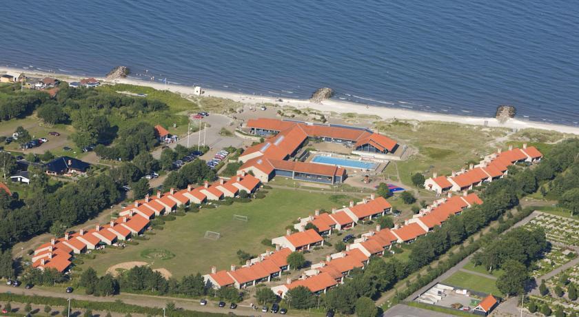 Отель Danland Sæby Holiday Center