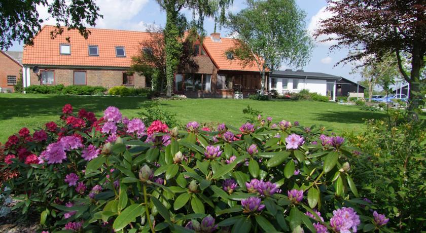 Мини-отель Sønderbygaard Bed & Breakfast
