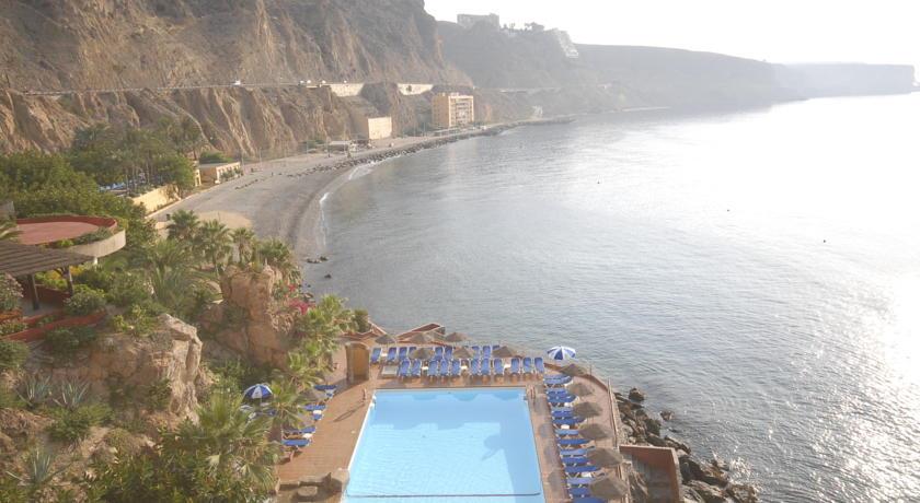 Отель Diverhotel Aguadulce