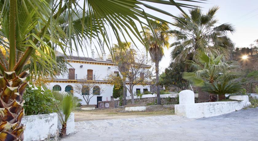 Отель Hostal El Cortijo