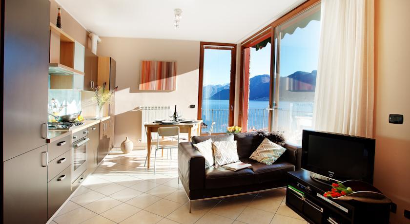 Апартаменты Argegno Modern Apartment