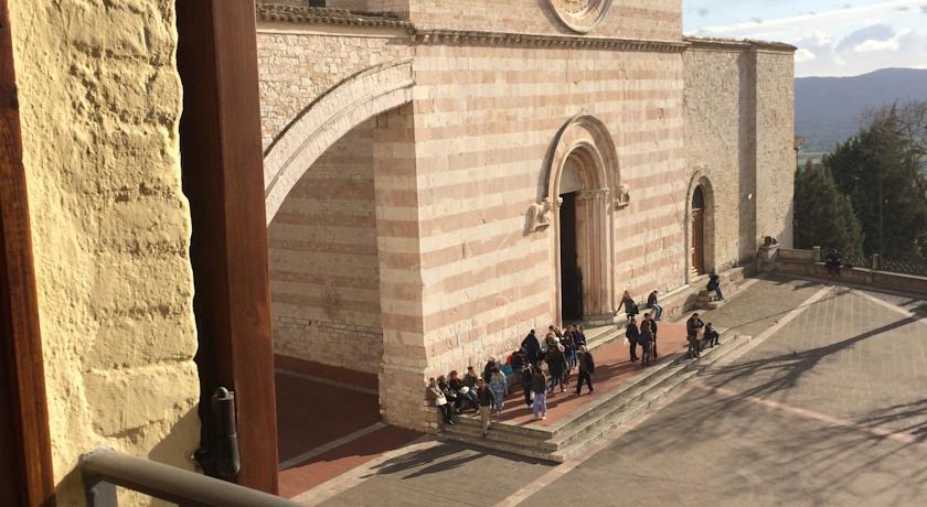 Апартаменты Appartamenti Piazza Santa Chiara
