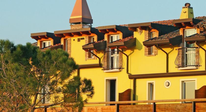 Отель Corte Vignola