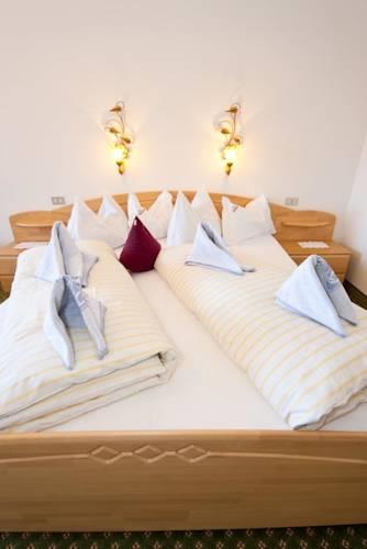 Отель Hotel Gstatsch