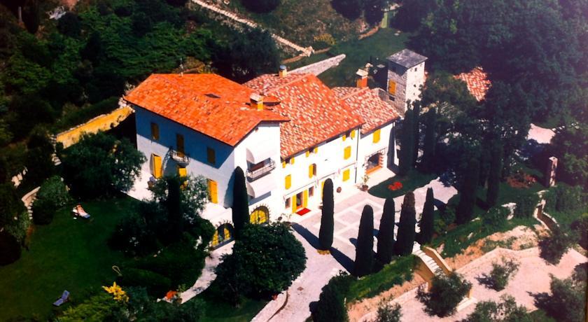 Вилла Villa Mabania