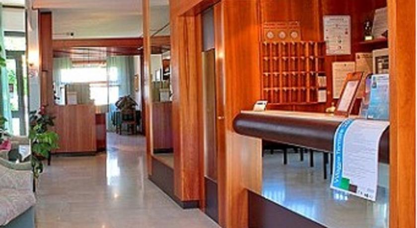 Отель Hotel Saturno